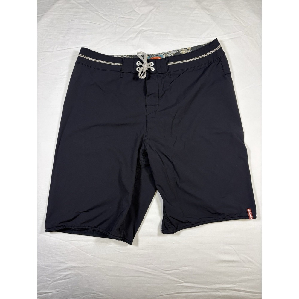 Tommy Bahama Relax Men's Black Board Shorts Size 38  Inseam 10.5 Comfort Waist